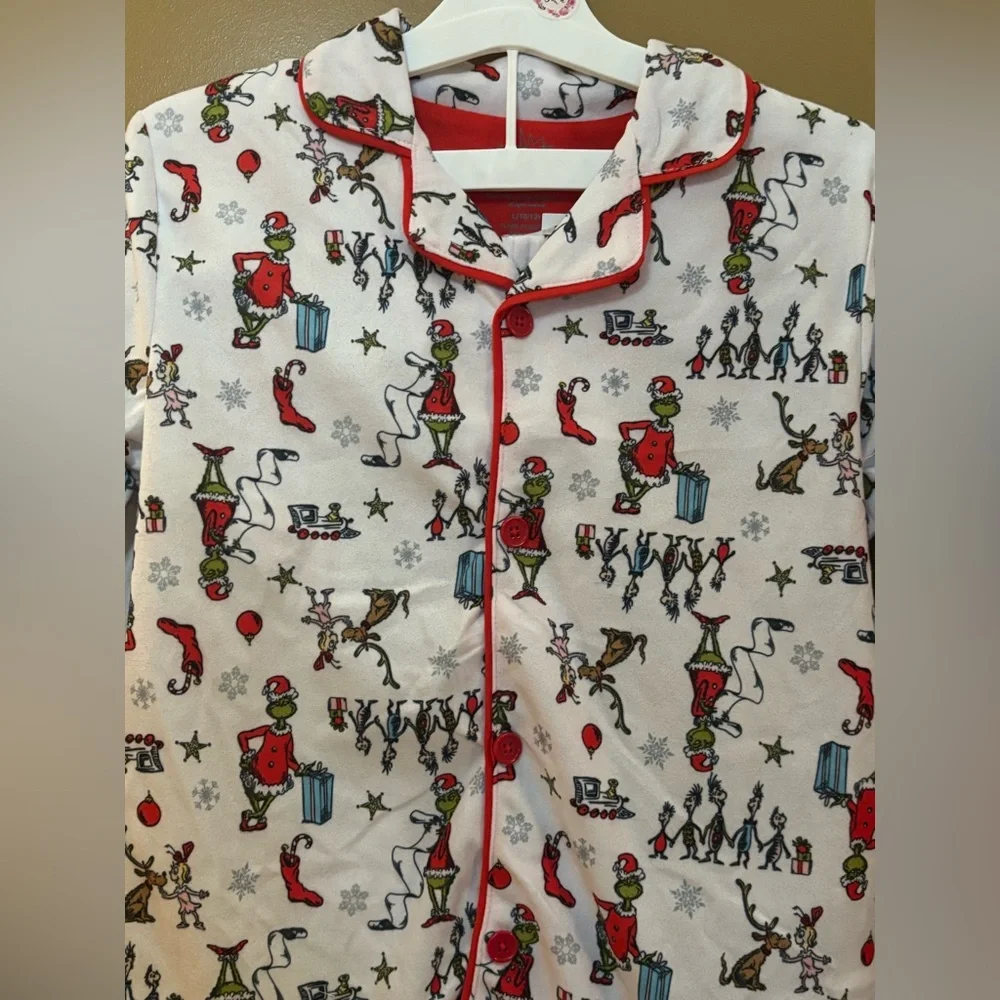 The Grinch Youth Boy's or Girl's Flannel Holiday Coat Pajama Set LG 10/12
